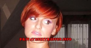 Gepiercte Hausfrau lässt sich spontan Poppen Gepiercte Hausfrau lässt sich spontan Poppen